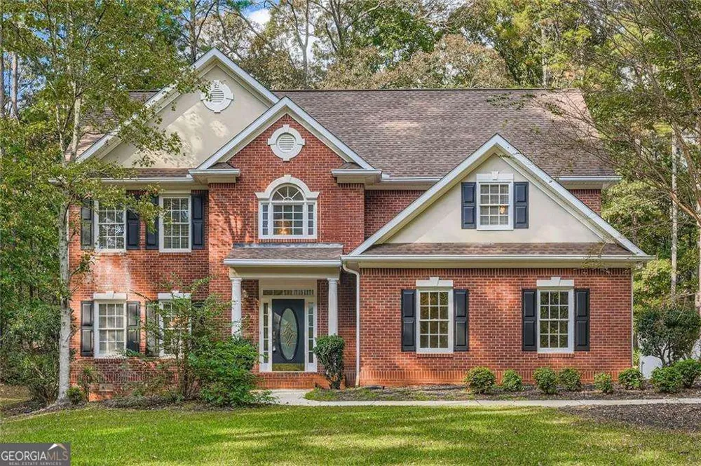 100 Hamilton Glen CT Fayetteville, GA 30215