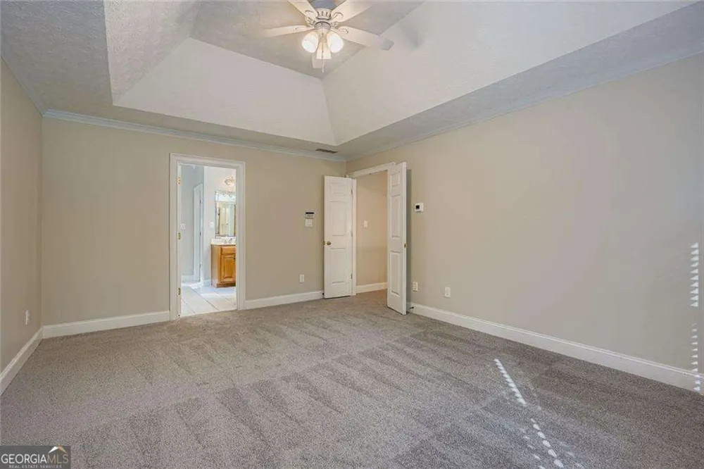 100 Hamilton Glen CT Fayetteville, GA 30215