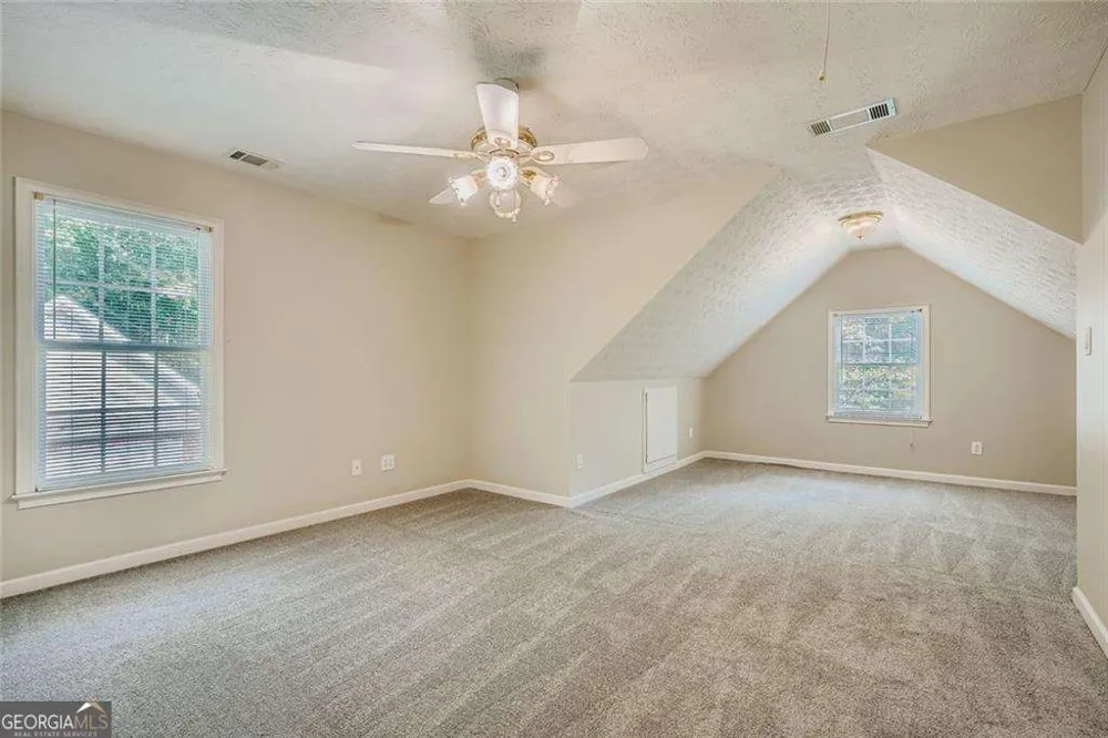 100 Hamilton Glen CT Fayetteville, GA 30215