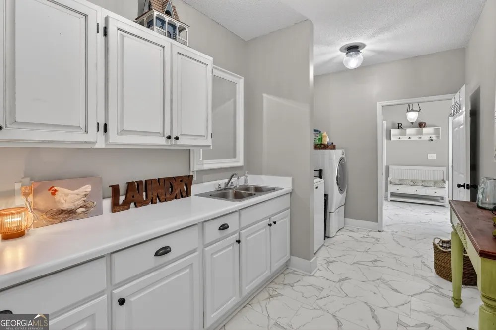 300 Johnson DR Sylvania, GA 30467