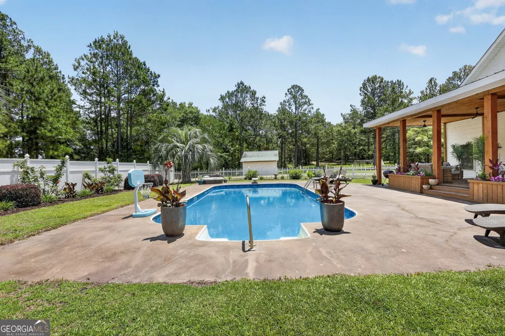 300 Johnson DR Sylvania, GA 30467