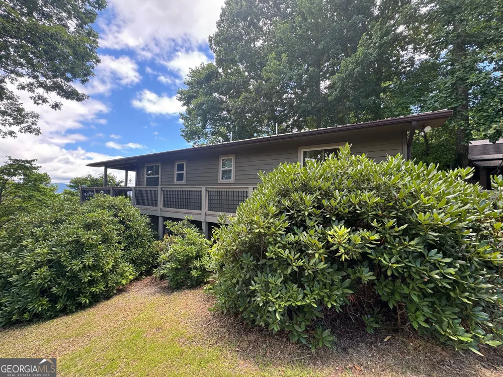 1498 Harris Ridge RD Young Harris, GA 30582