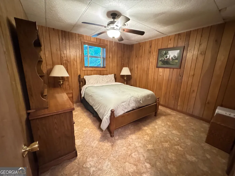 1498 Harris Ridge RD Young Harris, GA 30582