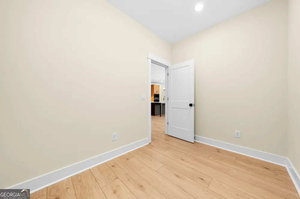 28 South Pointe DR Hartwell, GA 30643