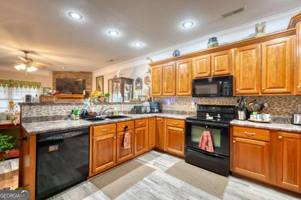 1729 Watercrest WAY Young Harris, GA 30582