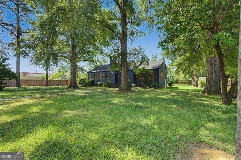 107 W Fairmount AVE Cedartown, GA 30125