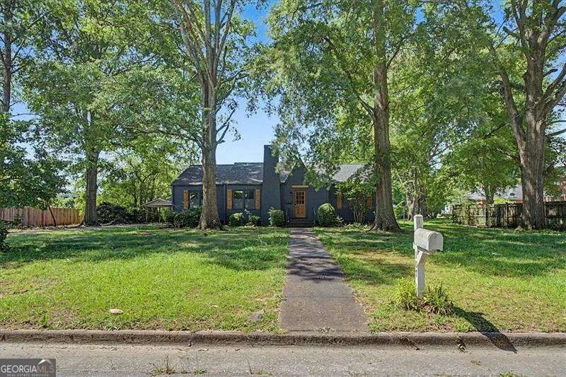 107 W Fairmount AVE Cedartown, GA 30125