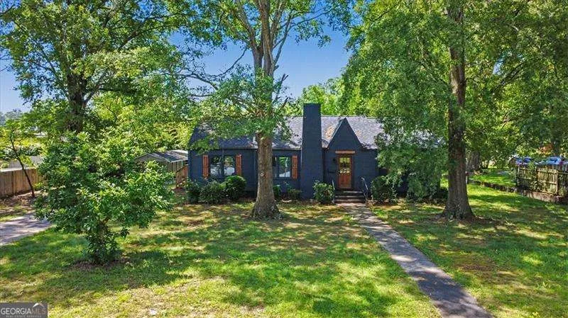 107 W Fairmount AVE Cedartown, GA 30125