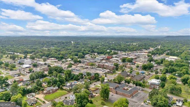 107 W Fairmount AVE Cedartown, GA 30125