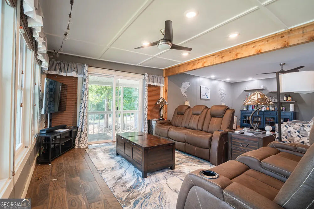 301 Thomas DR Eatonton, GA 31024