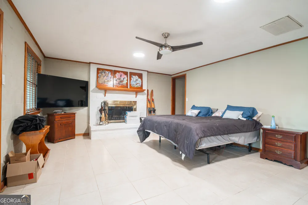 301 Thomas DR Eatonton, GA 31024