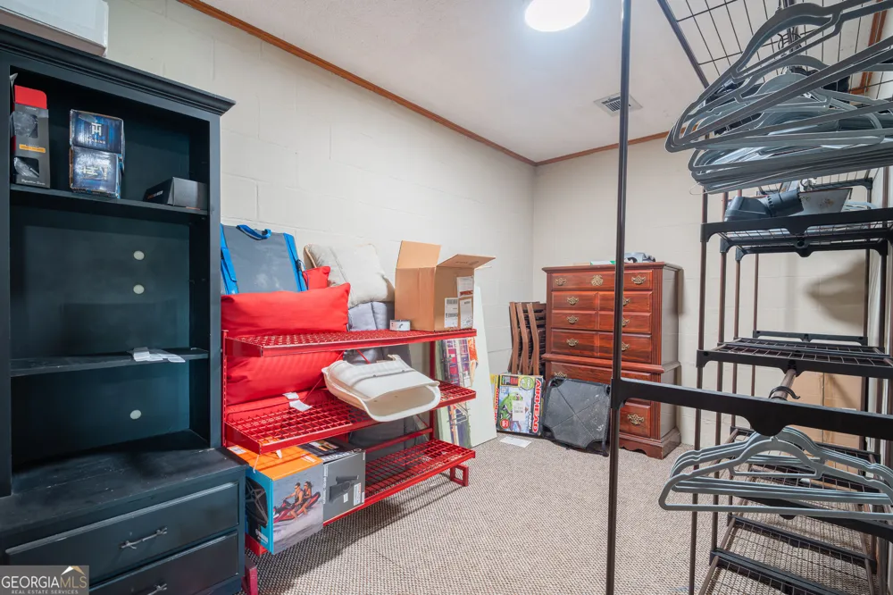 301 Thomas DR Eatonton, GA 31024