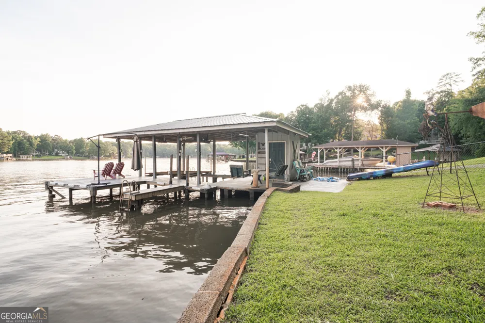 301 Thomas DR Eatonton, GA 31024