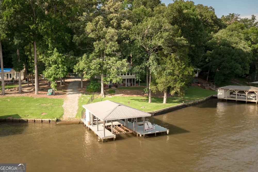 301 Thomas DR Eatonton, GA 31024