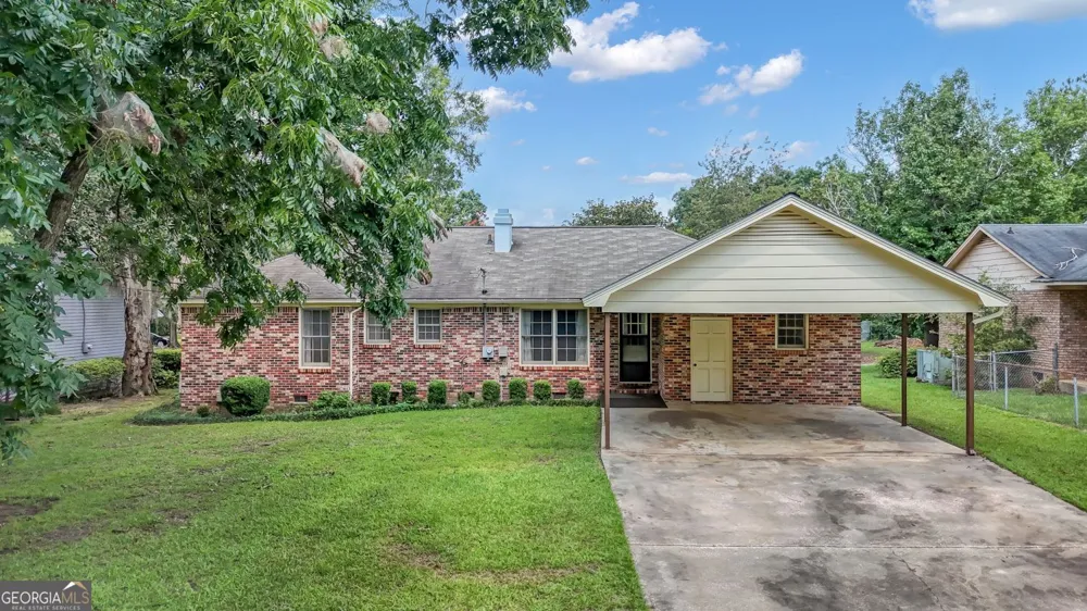 1520 Webb ST Albany, GA 31721
