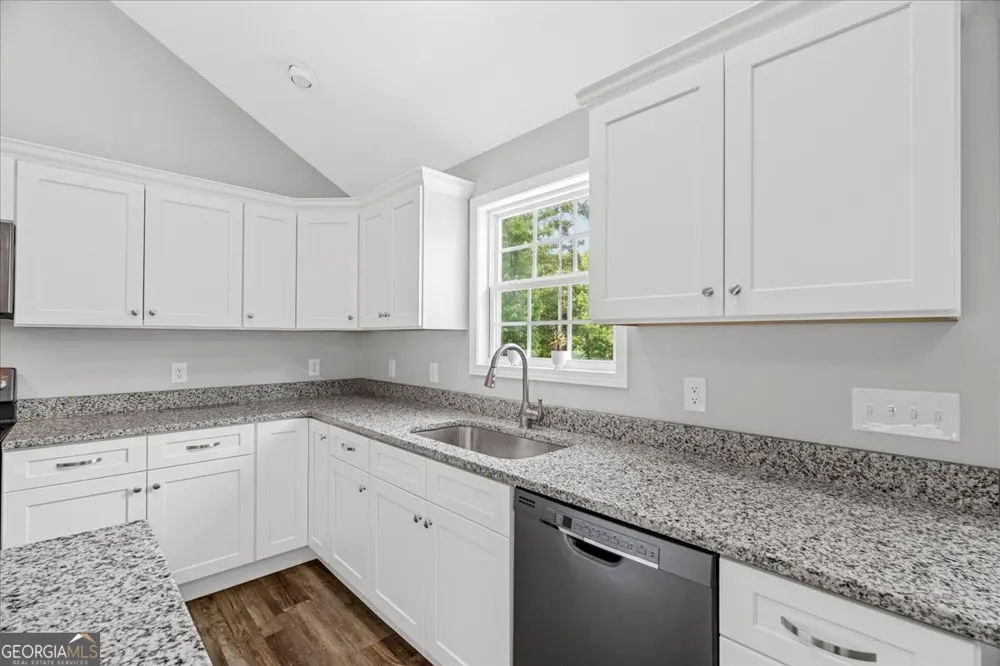2936 Rebecca CIR Rocky Face, GA 30740
