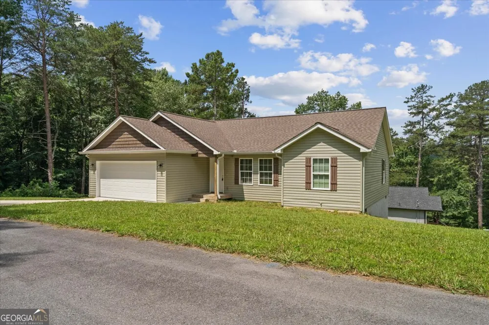 2936 Rebecca CIR Rocky Face, GA 30740