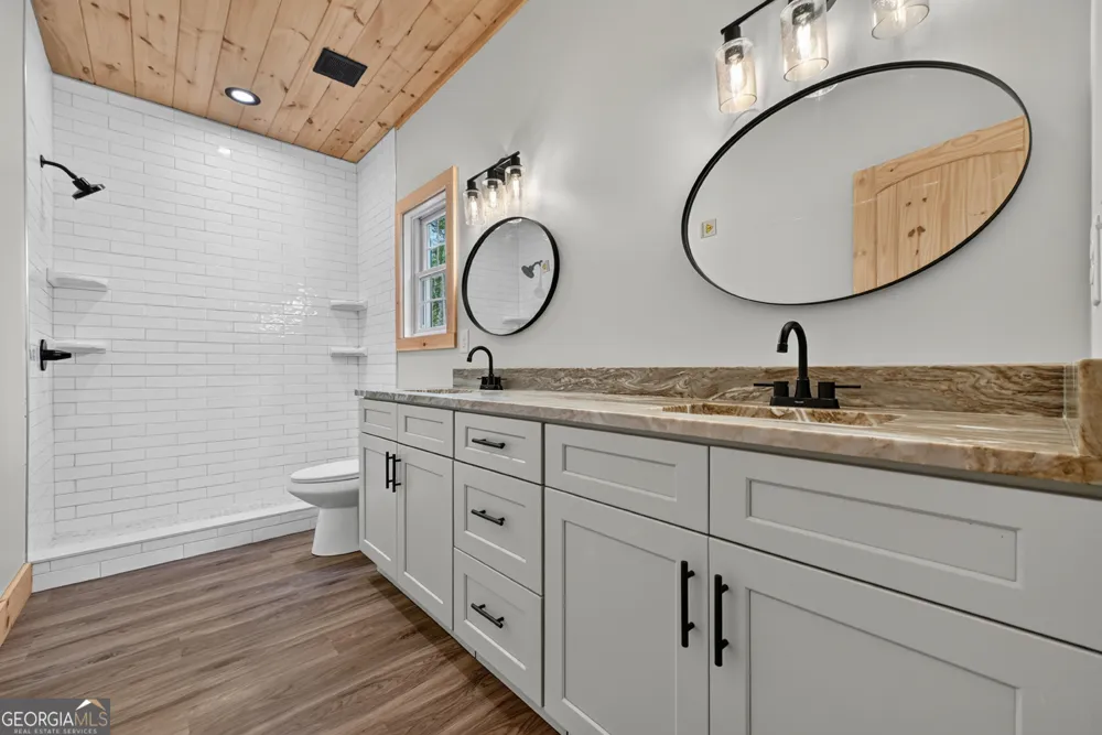 646 High Country CIR Morganton, GA 30560