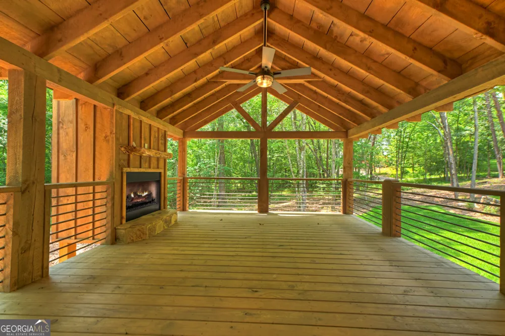 646 High Country CIR Morganton, GA 30560