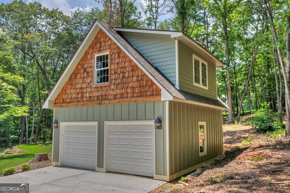 646 High Country CIR Morganton, GA 30560