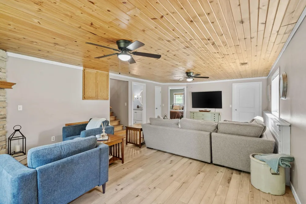 40744 Fenian Way North Branch, MN 55056