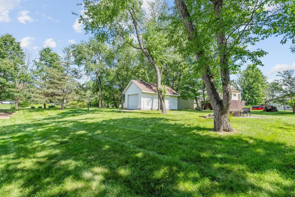 40744 Fenian Way North Branch, MN 55056