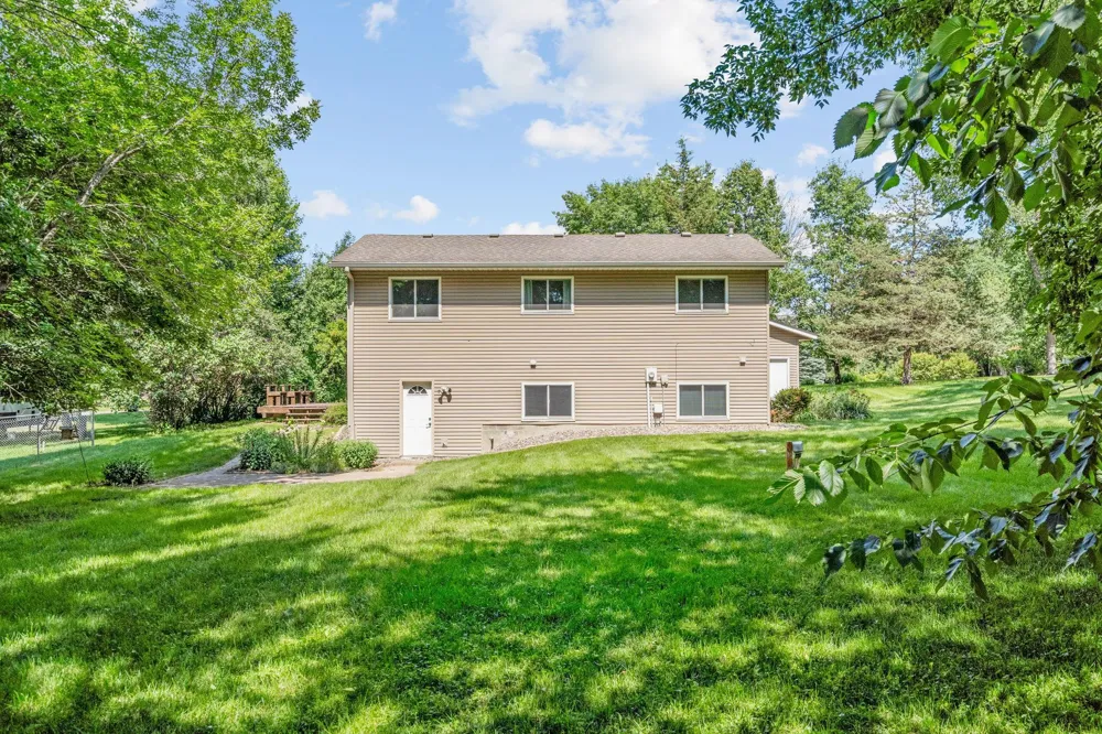 40744 Fenian Way North Branch, MN 55056