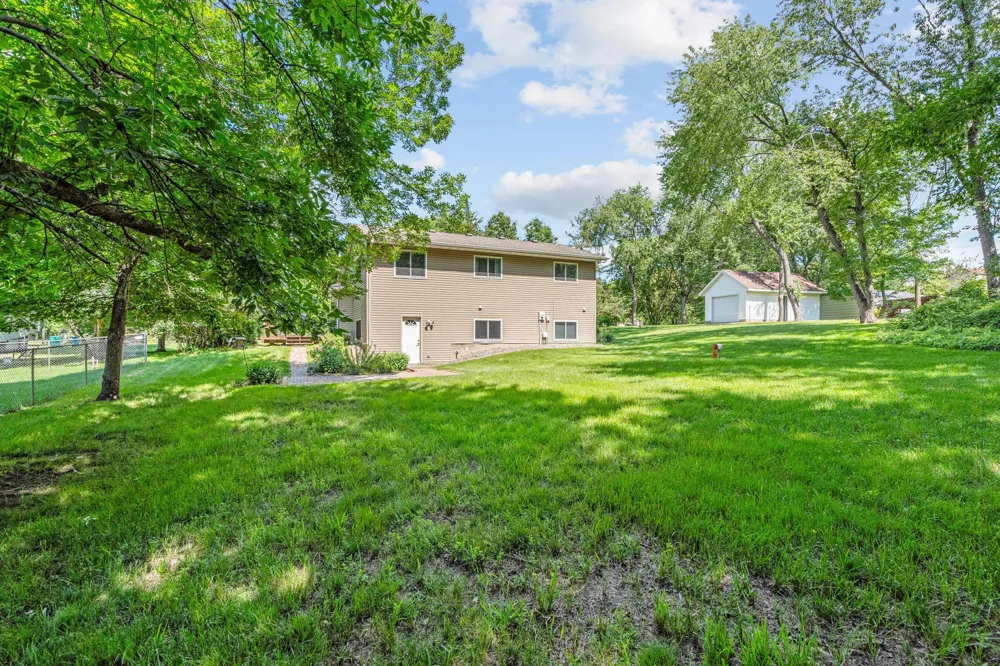 40744 Fenian Way North Branch, MN 55056