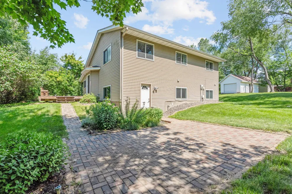 40744 Fenian Way North Branch, MN 55056