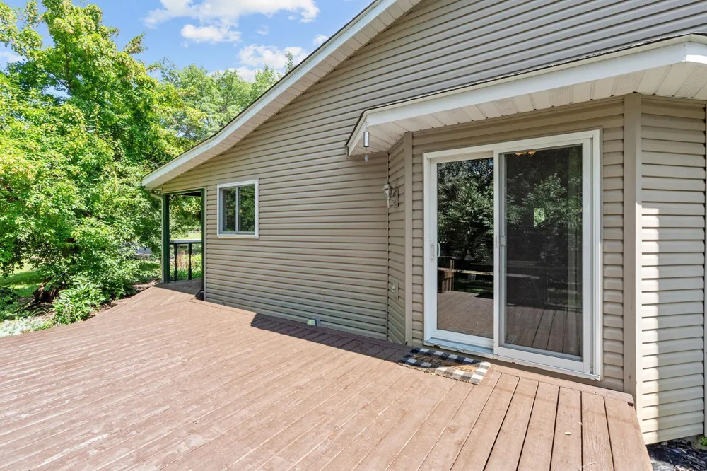 40744 Fenian Way North Branch, MN 55056