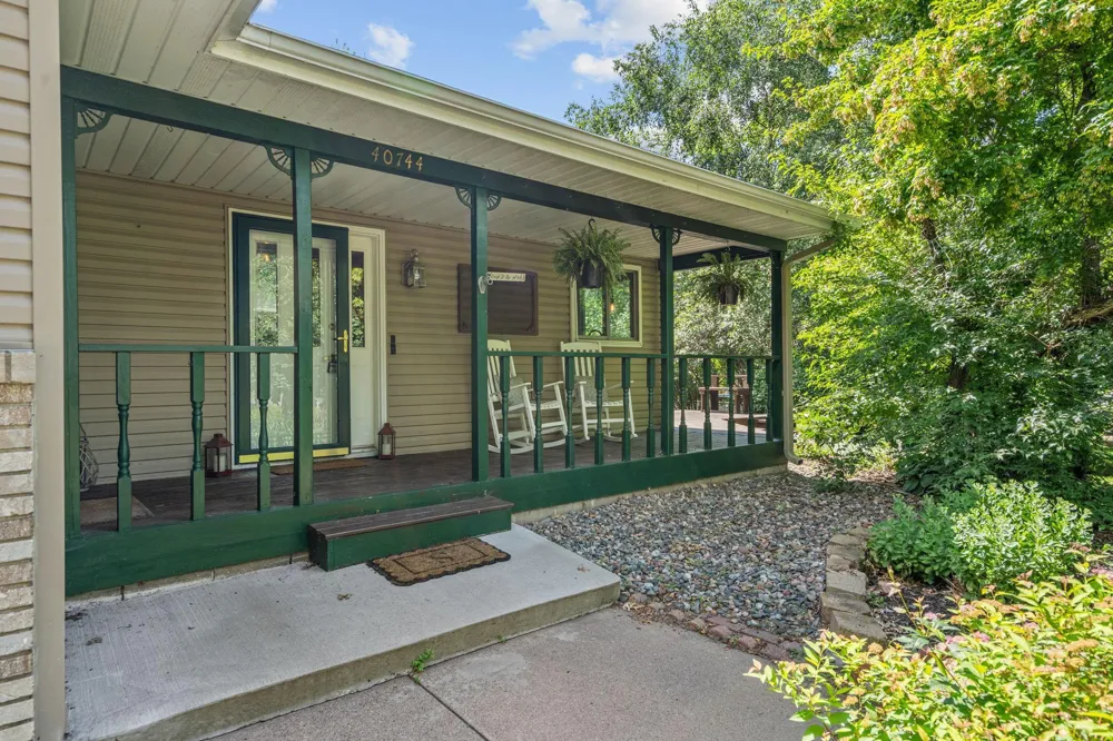 40744 Fenian Way North Branch, MN 55056