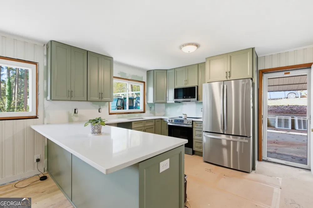 117 Glencrest DR Toccoa, GA 30577