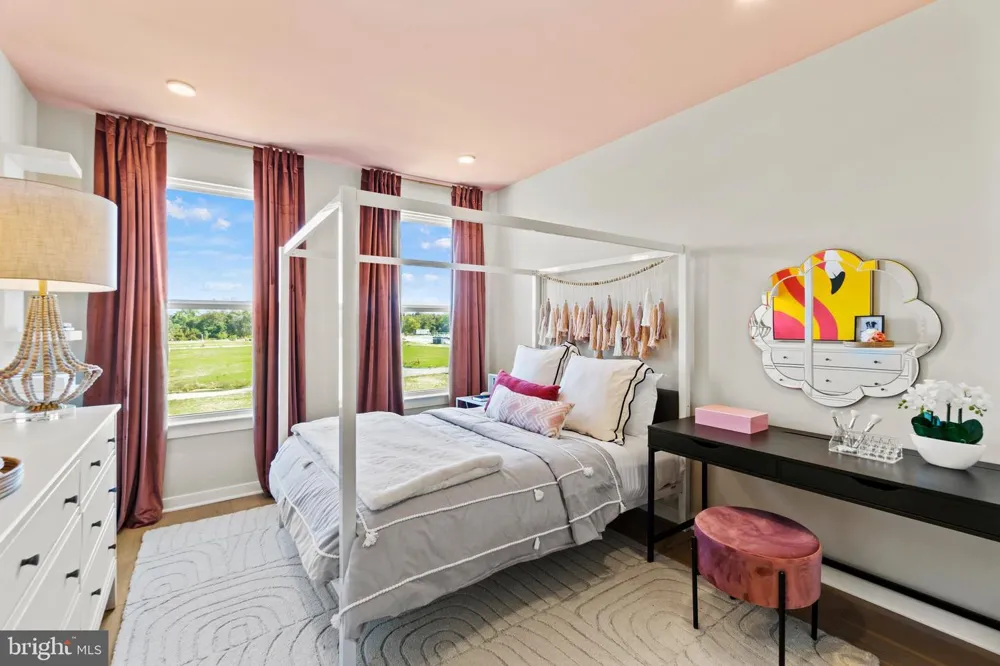 111 SUMMIT POINT BOULEVARD #20-J Bowie, MD 20716