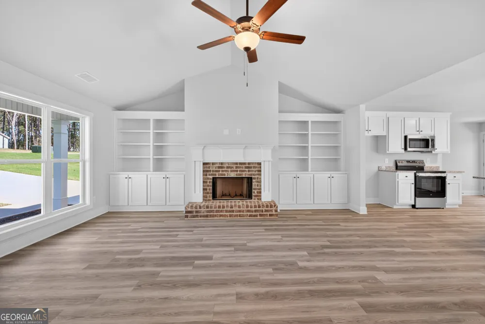 408 Seashell CT Statham, GA 30666