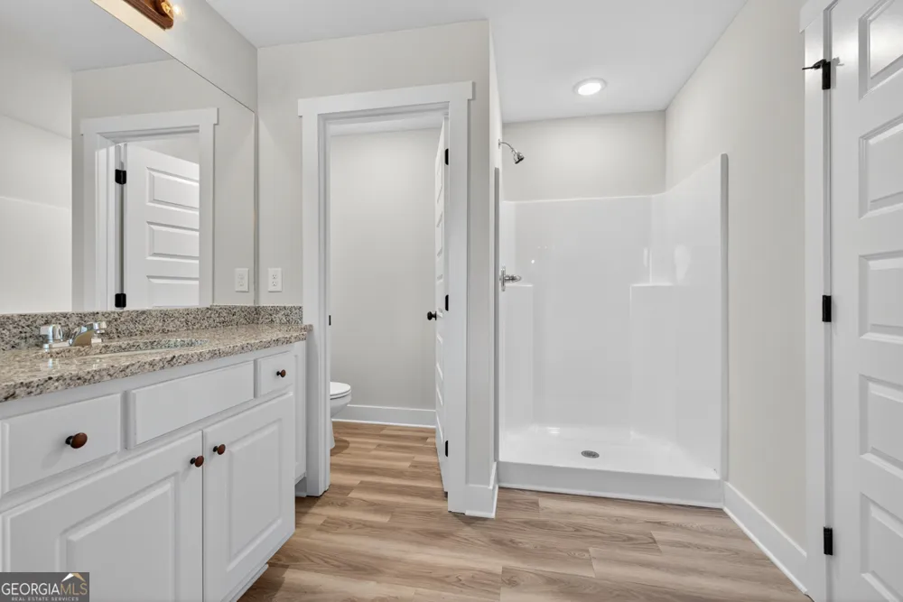 408 Seashell CT Statham, GA 30666