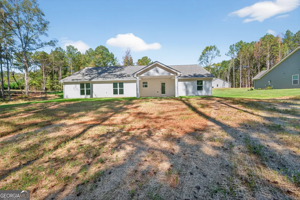 408 Seashell CT Statham, GA 30666
