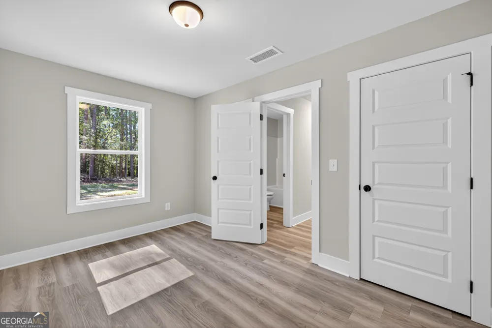 416 Seashell CT Statham, GA 30666