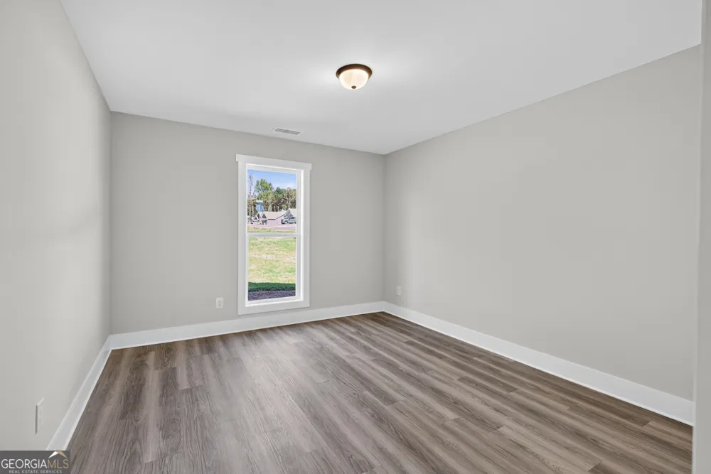 416 Seashell CT Statham, GA 30666