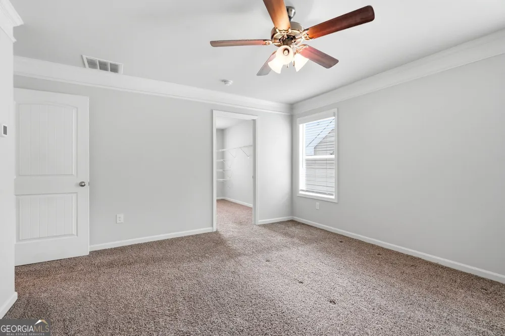 6464 Crosscreek LN Flowery Branch, GA 30542