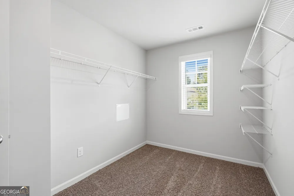 6464 Crosscreek LN Flowery Branch, GA 30542