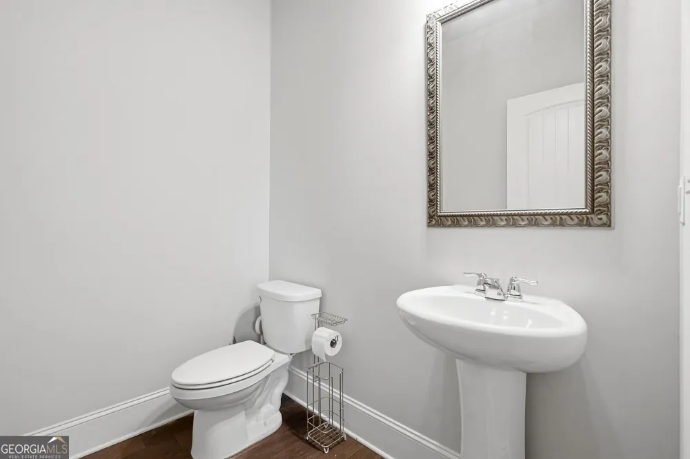 6464 Crosscreek LN Flowery Branch, GA 30542