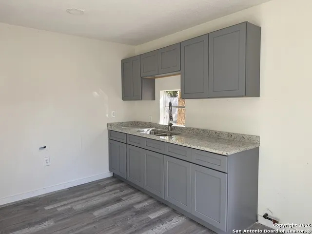 419 Peabody Unit 3 San Antonio, TX 78211