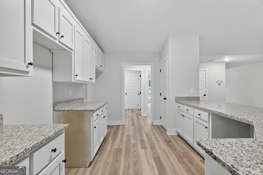 428 Seashell CT Statham, GA 30666