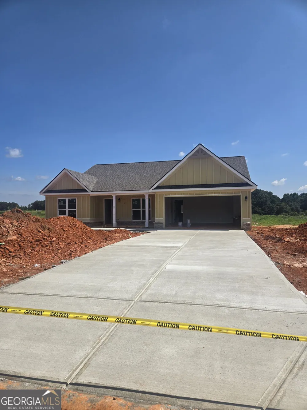 428 Seashell CT Statham, GA 30666