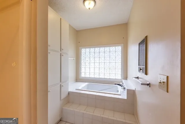 206 Cedarwood Lane Thomaston, GA 30286