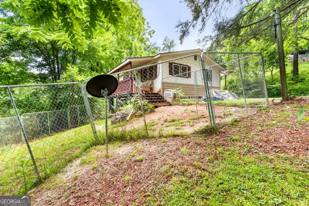 501 Hyatt Creek RD Marble, NC 28905