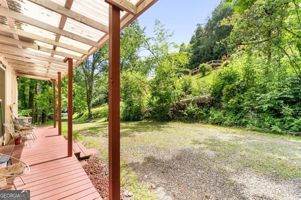 501 Hyatt Creek RD Marble, NC 28905