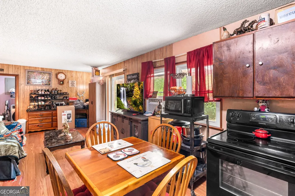 501 Hyatt Creek RD Marble, NC 28905