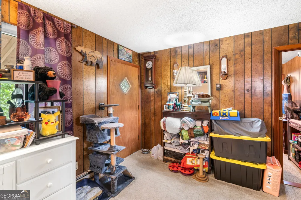 501 Hyatt Creek RD Marble, NC 28905
