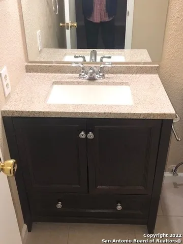 550 DUKEWAY Unit 2 Universal City, TX 78148